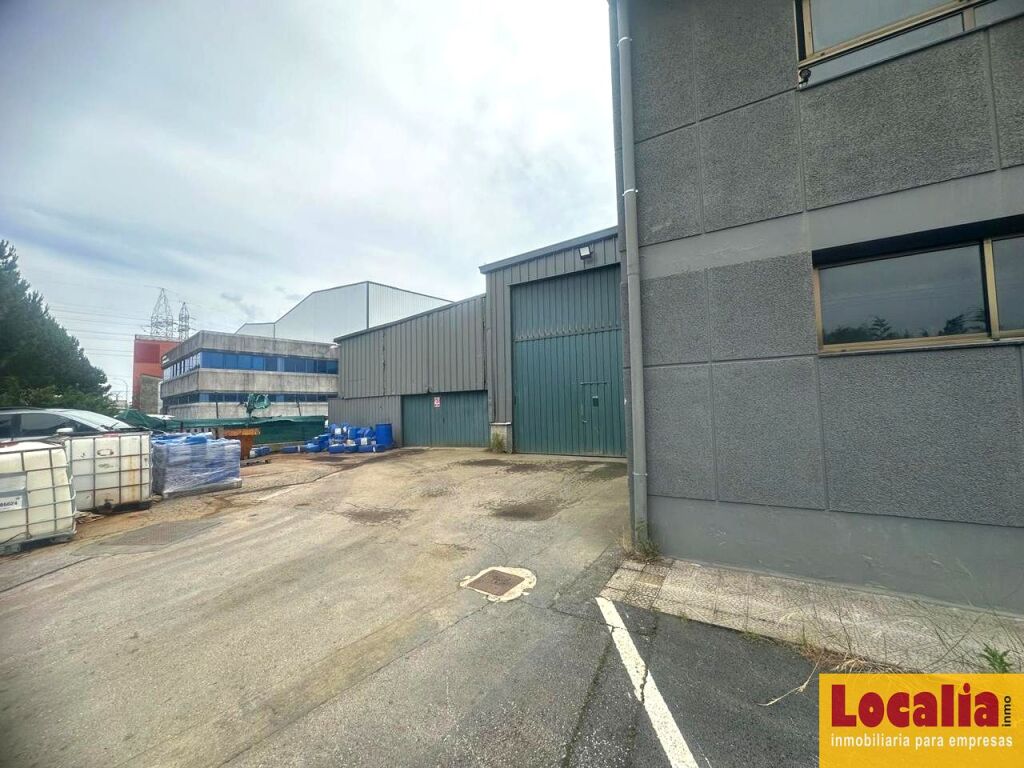 Imagen 4 de Naves industriales con edificio de oficinas