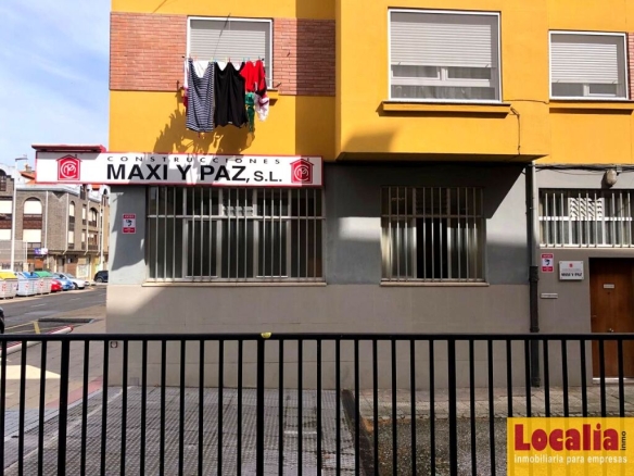 Imagen 4 de Versátil oficina con almacén y garaje en Torrelavega