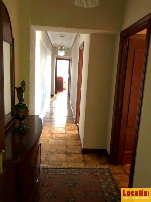 Imagen 3 de Atractivo y céntrico piso en venta. Torrelavega
