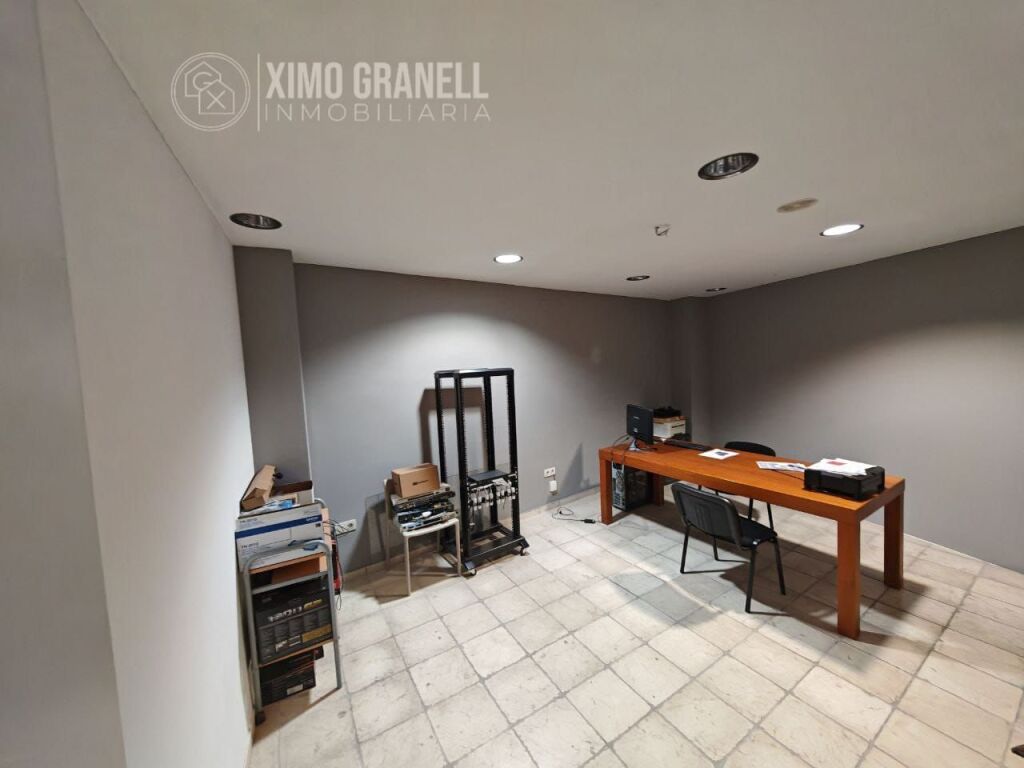 Imagen 2 de Local comercial en Venta en Vall D Uxo