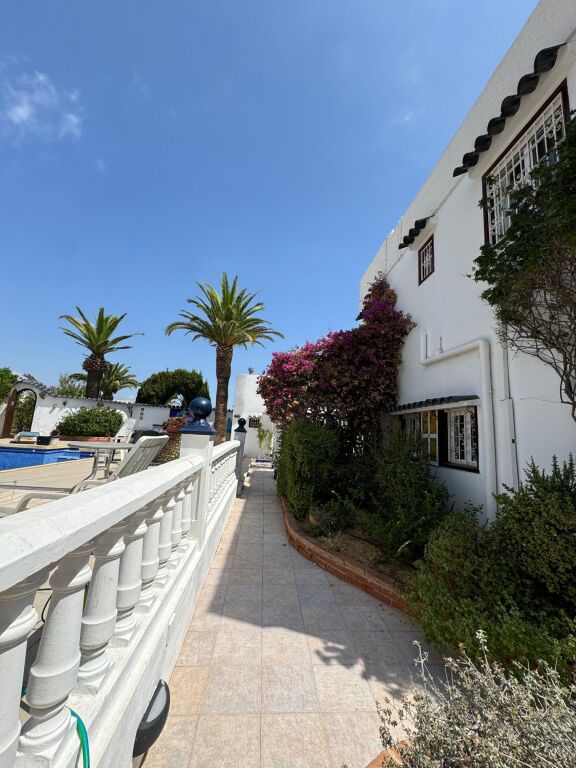 Imagen 4 de Casa-Chalet en Venta en Mojacar Almería