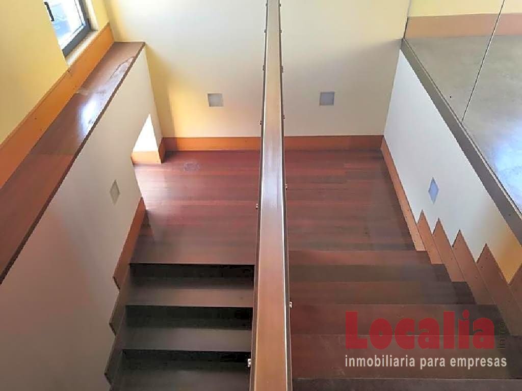 Imagen 2 de Local comercial en Centro Empresarial