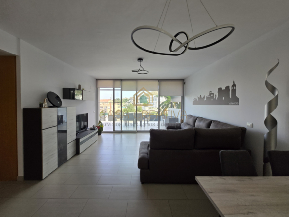 Imagen 2 de Casa-Chalet en Alquiler en Chiva Valencia