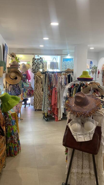 Imagen 2 de Local comercial en Venta en Mojacar Almería