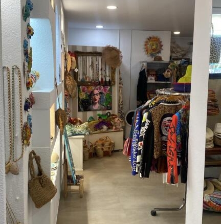 Imagen 3 de Local comercial en Venta en Mojacar Almería