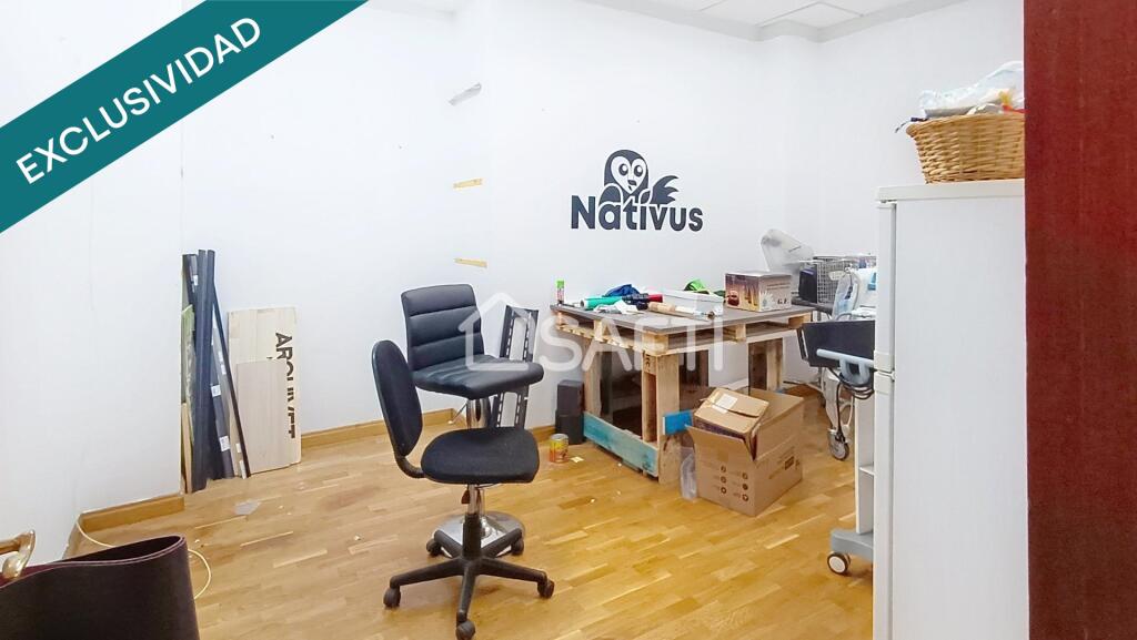 Imagen 3 de Local Comercial en el Centro de Sama. Imagen 3 de Local Comercial en el Centro de Sama.