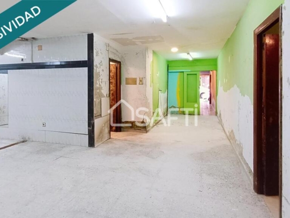 Imagen 4 de Amplio local: dos locales independientes en Sama