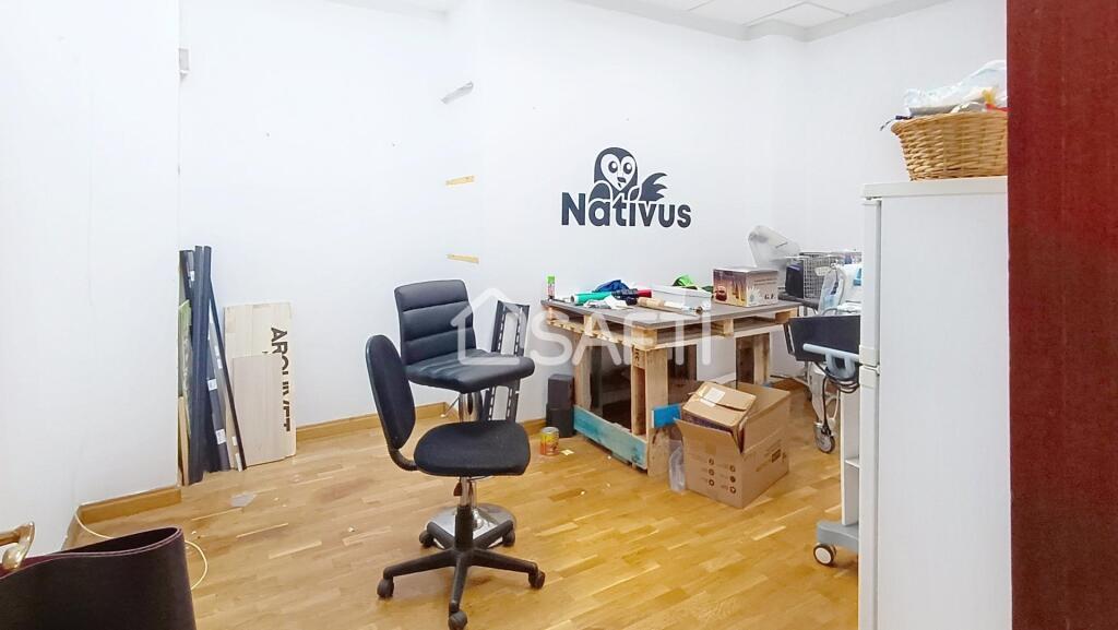 Imagen 3 de Local Comercial en el Centro de Sama. Imagen 3 de Local Comercial en el Centro de Sama.