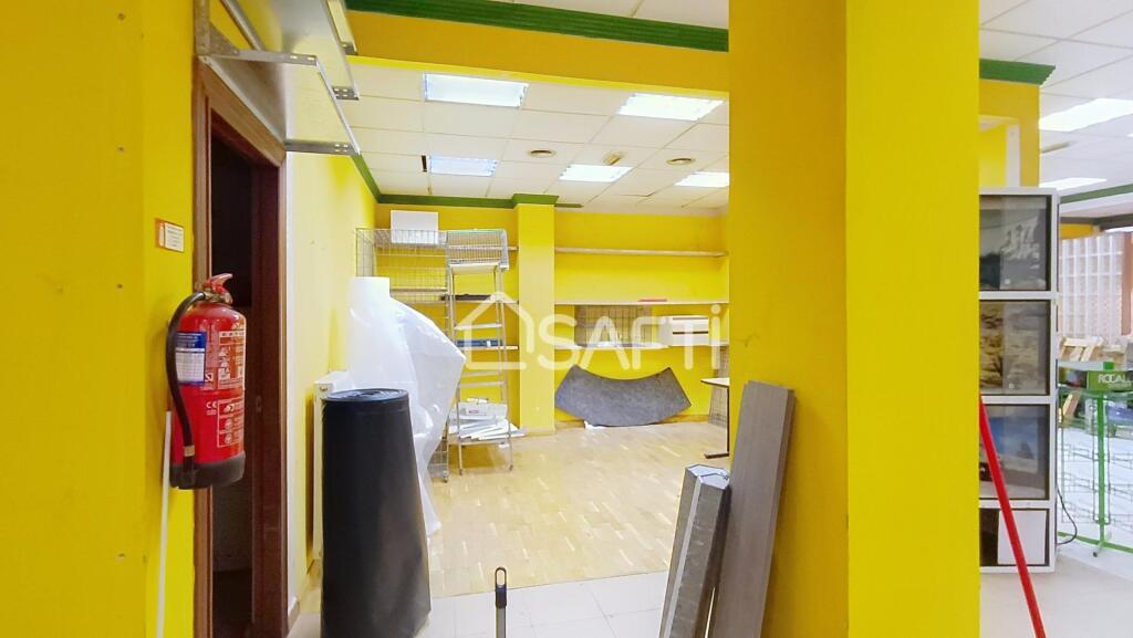 Imagen 4 de Local Comercial en el Centro de Sama. Imagen 4 de Local Comercial en el Centro de Sama.