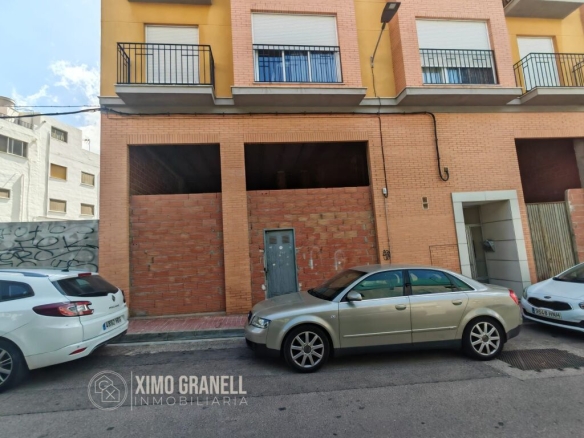 Imagen 1 de Local comercial en Venta en Vall D Uxo
