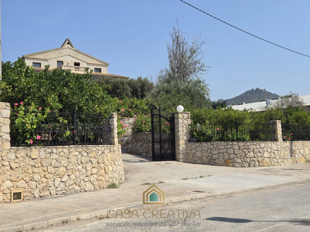 La Valencia La Valencia