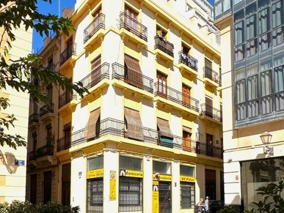 Imagen 2 de Local comercial en Venta en Valencia Valencia CIUTAT VELLA