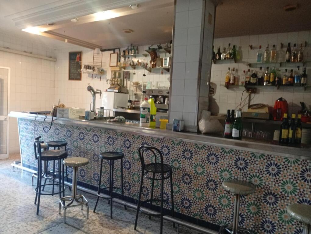 Imagen 2 de Fantástico Local comercial en Avda de Jerez!!!