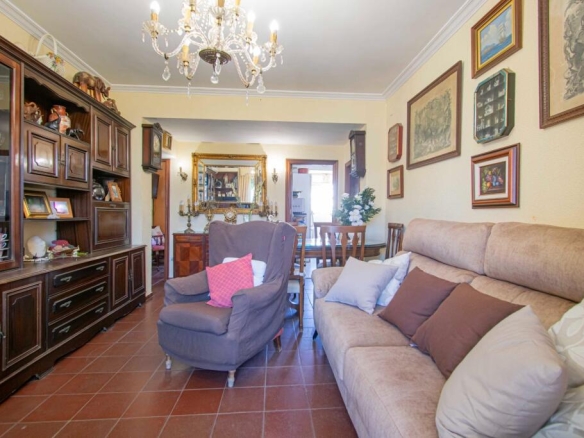 Imagen 4 de Amplio piso junto Avda. de La Palmera!!!