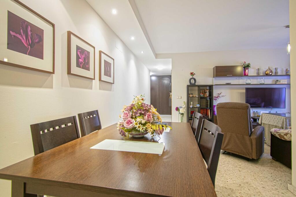 Imagen 4 de Fantástico piso en Los Bermejales con plaza de garaje y trastero!!!!