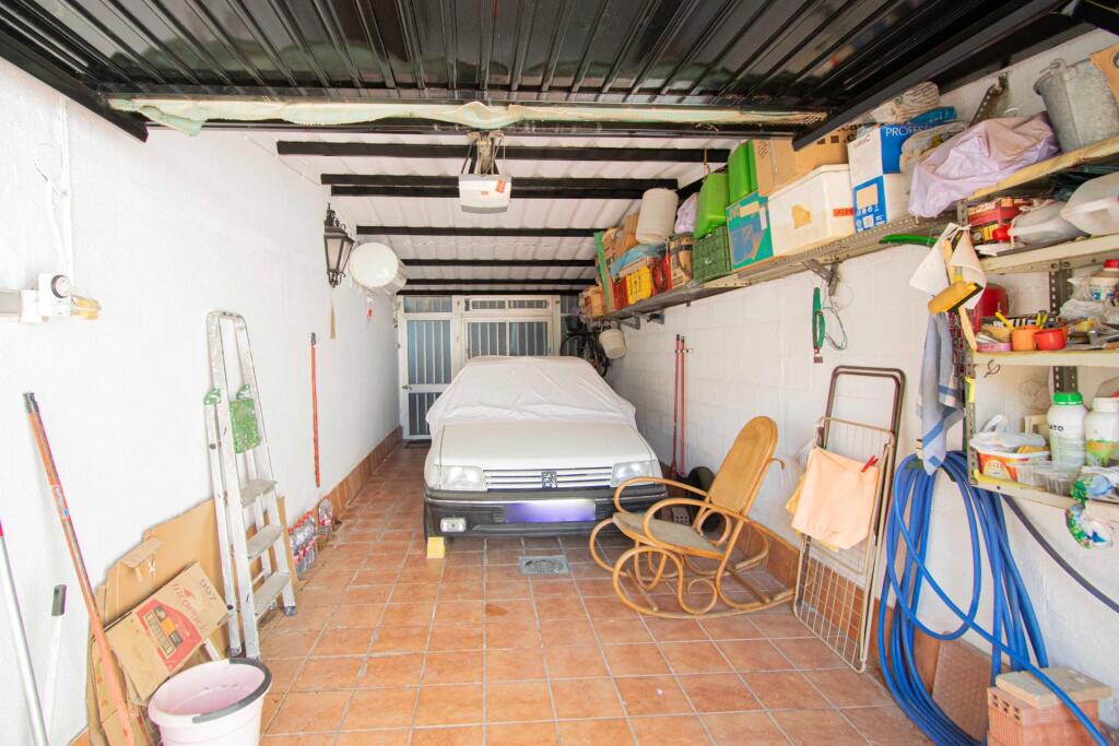 Imagen 3 de Fantástico adosado ubicado en Gines