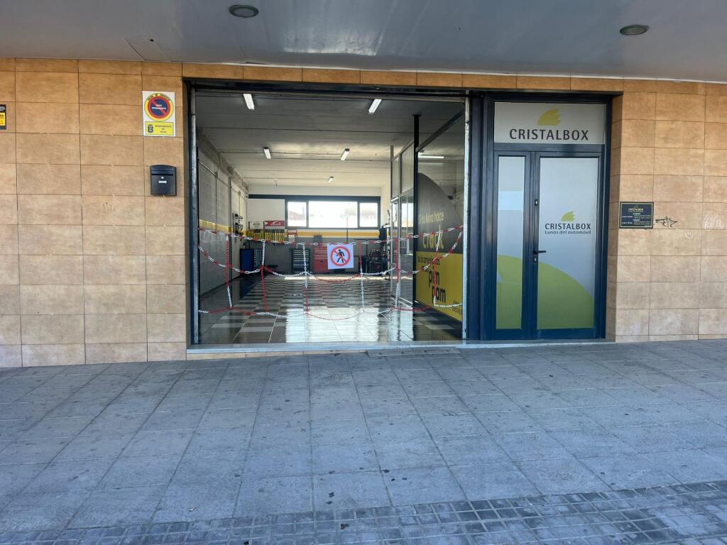 junto Plaza de Cádiz!!!