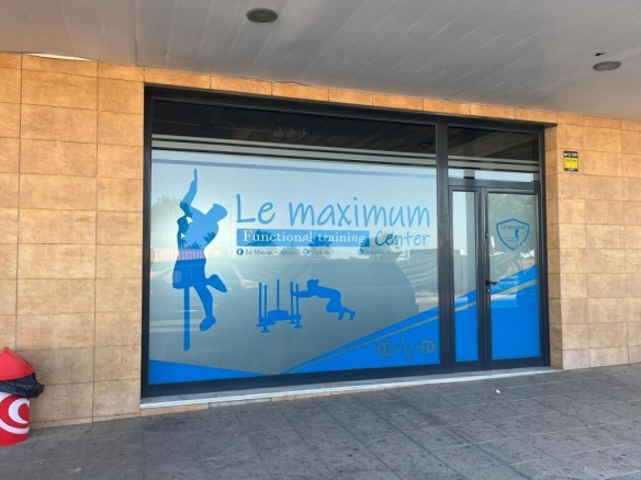 junto Plaza de Cádiz!!!