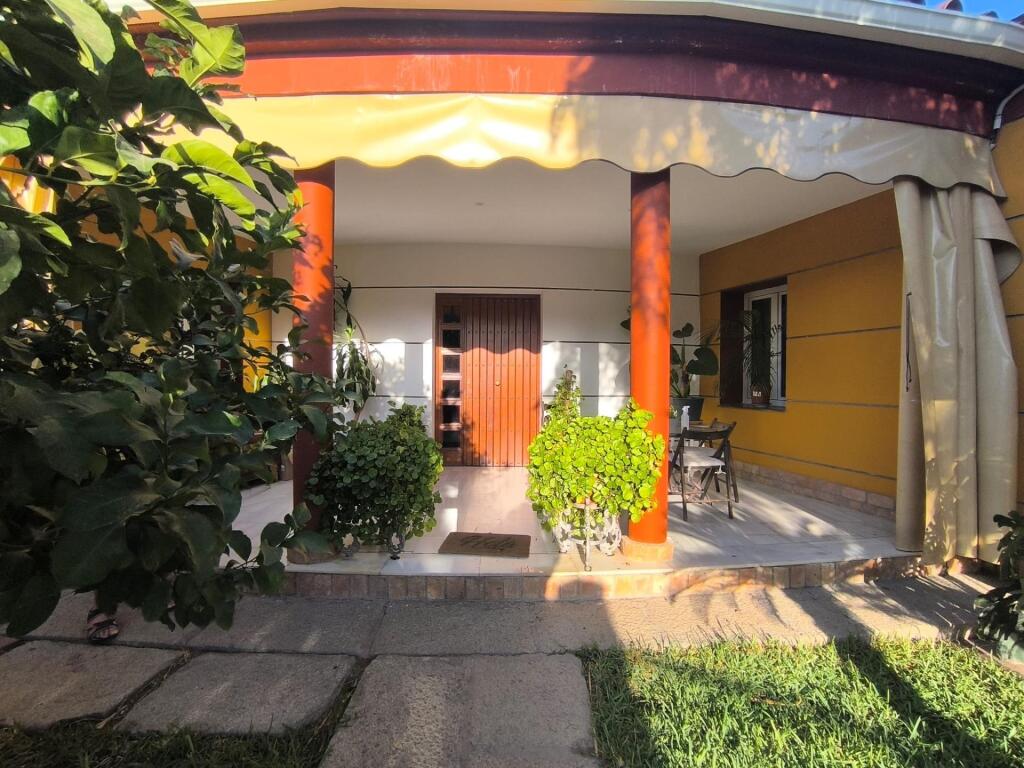 Imagen 3 de Espectacular chalet independiente en Palomares del Río!!! Imagen 3 de Espectacular chalet independiente en Palomares del Río!!!