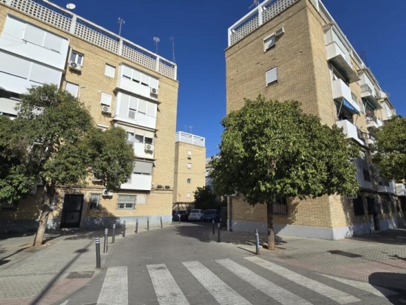 Imagen 1 de PISO DE ALQUILER PARA LARGA DURACIÓN