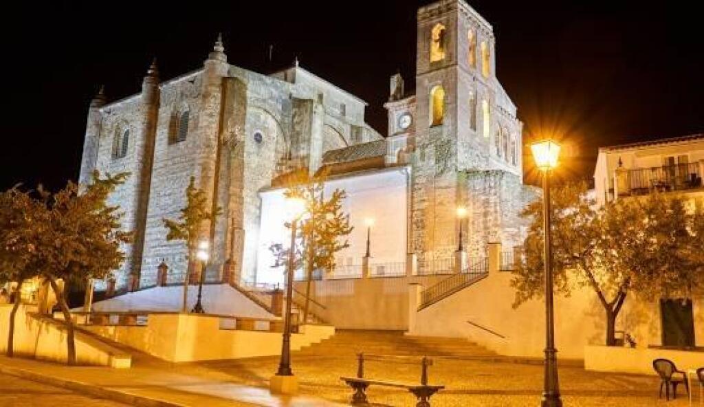 Imagen 1 de Espectacular casa en Cazalla de La Sierra