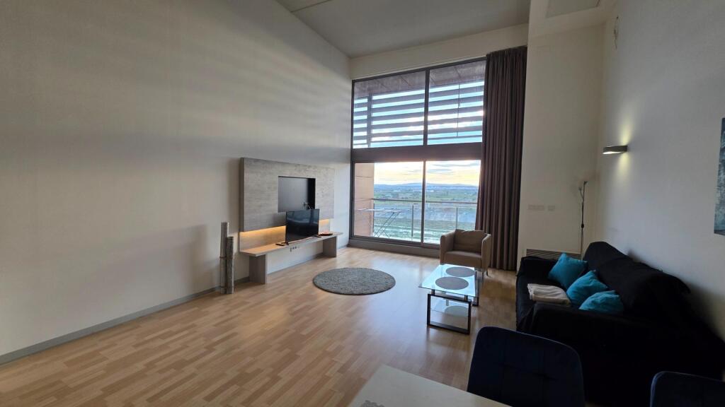 Imagen 3 de Ático en alquiler calle Andarella 2