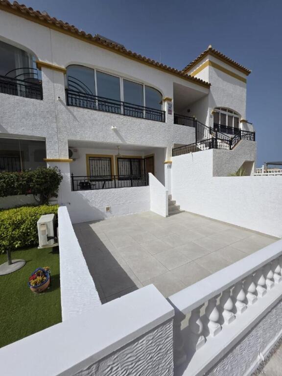 de 65m2 con 2 dormitorios y 1 baño