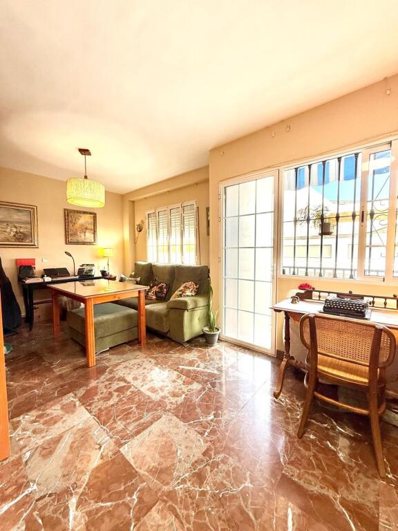 Imagen 2 de Magnífico piso con balcón en La Alfalfa Imagen 2 de Magnífico piso con balcón en La Alfalfa