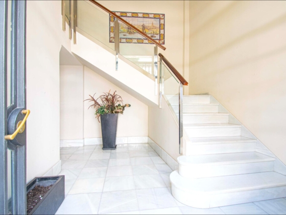 Imagen 2 de PISO EN VENTA EN PLENO CORAZÓN DE TRIANA