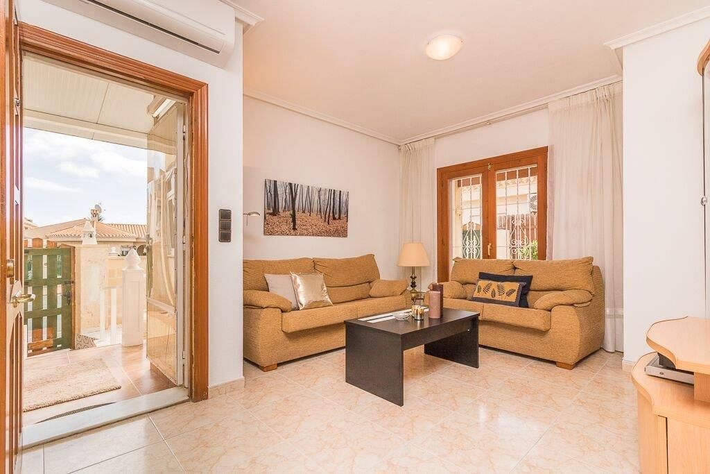 Imagen 2 de Casa-Chalet en Venta en Orihuela Costa Alicante