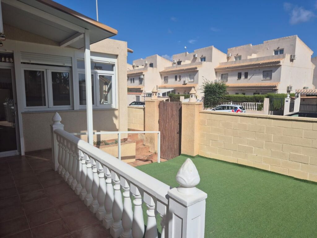 Imagen 1 de Casa-Chalet en Venta en Orihuela Costa Alicante