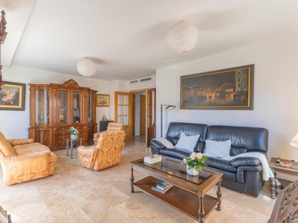 garaje + trastero y super luminoso!