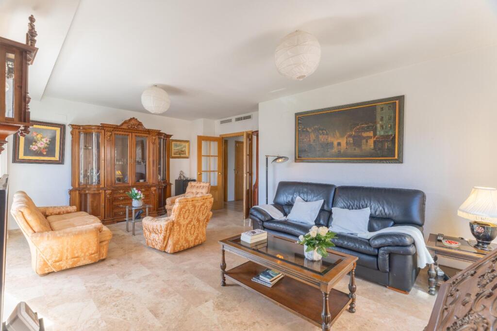 garaje + trastero y super luminoso!