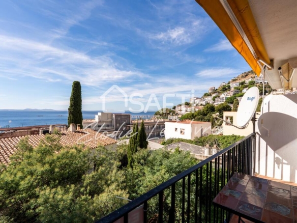 Imagen 4 de Apartamento con vistas al mar en Canyelles con licencia turística