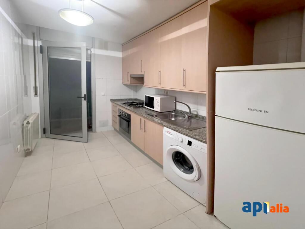 Imagen 4 de EXCLUSIVA APIALIA LLEIDA – PISO PARA INVERSORES EN MOLLERUSSA Imagen 4 de EXCLUSIVA APIALIA LLEIDA – PISO PARA INVERSORES EN MOLLERUSSA