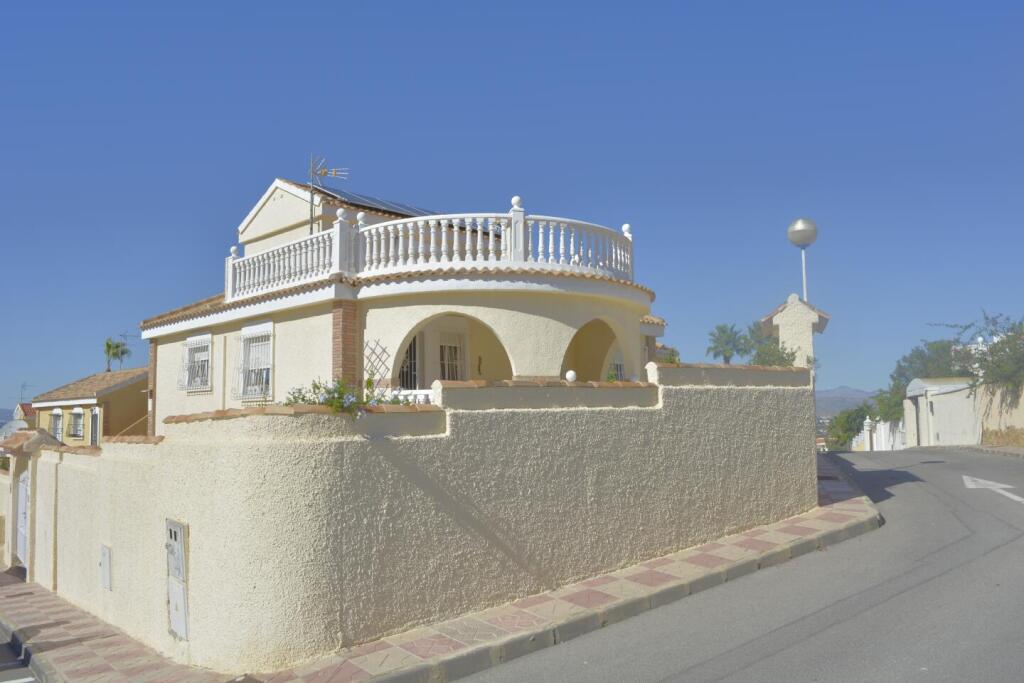 Imagen 2 de Venta de villa en Gran alacant