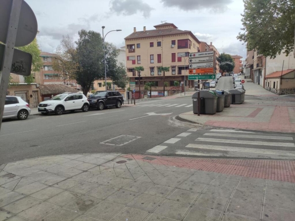 Imagen 3 de PISO PARA REFORMAR EN EL CENTRO DE SANTA BÁRBARA