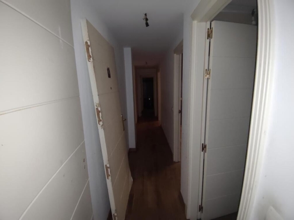 Imagen 4 de PISO PARA REFORMAR EN EL CENTRO DE SANTA BÁRBARA