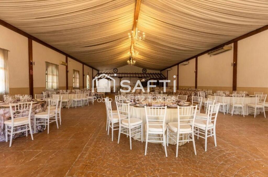 Imagen 4 de OPORTUNIDAD DE INVERSION FINCA PARA CELEBRACIONES Y YEGUADA