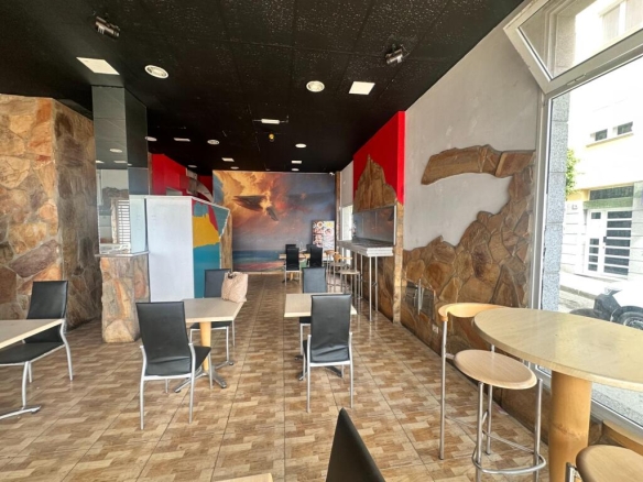 Imagen 2 de Local en Telde