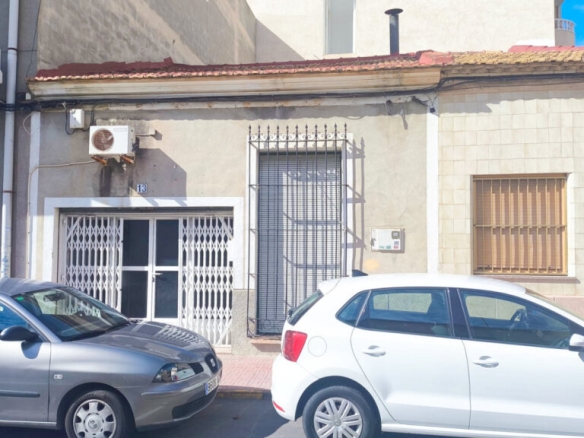 Imagen 1 de Casa de pueblo en Venta en Torrevieja Alicante