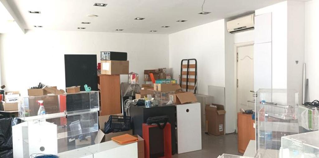 Imagen 2 de LOCAL EN EL CENTRO DE ESTEPONA CON MUCHAS POSIBILIDADES Imagen 2 de LOCAL EN EL CENTRO DE ESTEPONA CON MUCHAS POSIBILIDADES