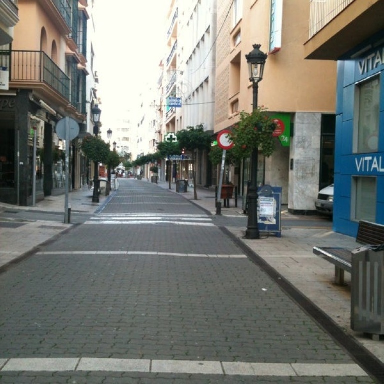 Imagen 3 de LOCAL EN EL CENTRO DE ESTEPONA CON MUCHAS POSIBILIDADES Imagen 3 de LOCAL EN EL CENTRO DE ESTEPONA CON MUCHAS POSIBILIDADES