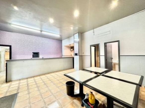 Imagen 3 de Local comercial en Venta en Vitoria Álava