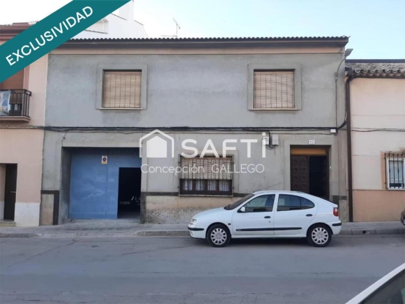 Imagen 2 de Tu nueva vida en una casa con historia y una ubicación inmejorable.”