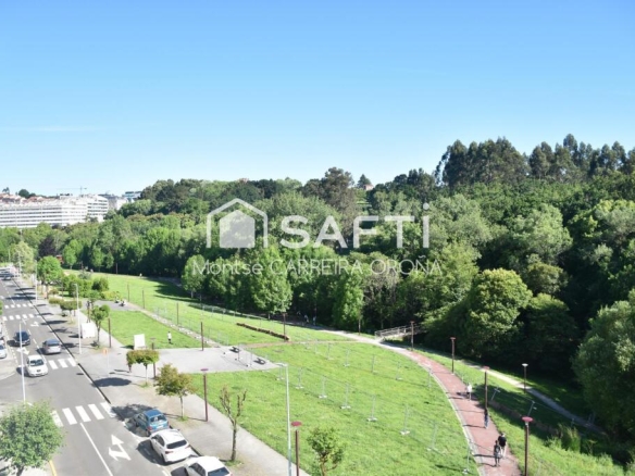 Imagen 3 de Exclusivo y espectacular piso de 4 habitaciones en una localización inmejorable.