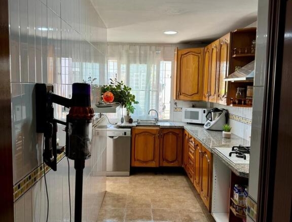 Imagen 3 de Encantadora casa con piscina y jardín.