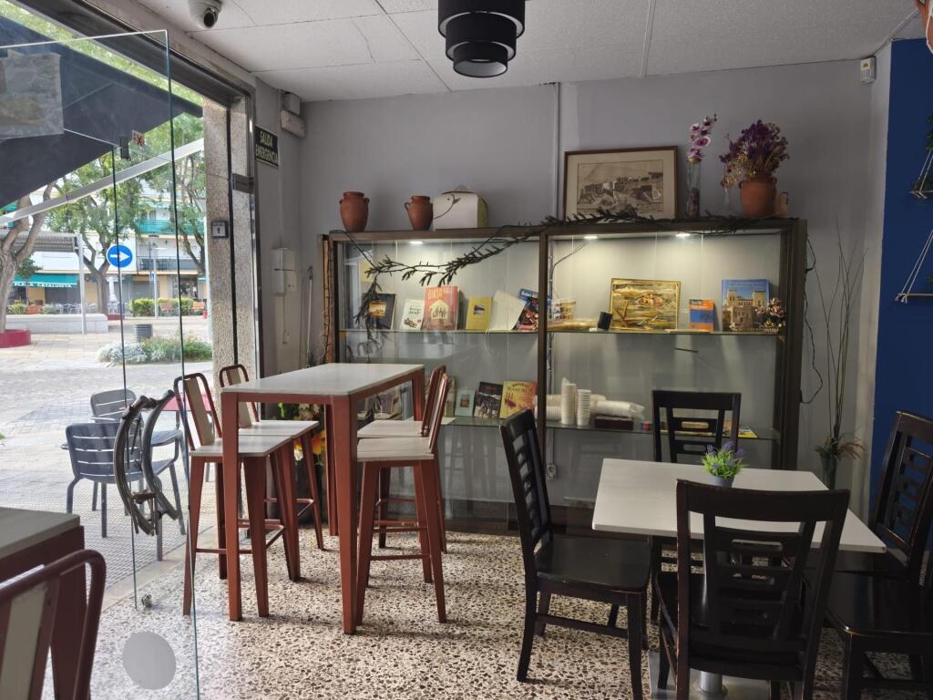 Imagen 1 de Cafetería en traspaso en Torredembarra