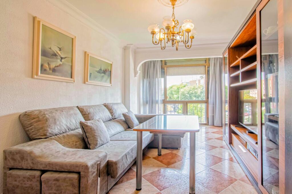 Imagen 2 de ** Piso junto al Hospital Virgen Macarena** Imagen 2 de ** Piso junto al Hospital Virgen Macarena**