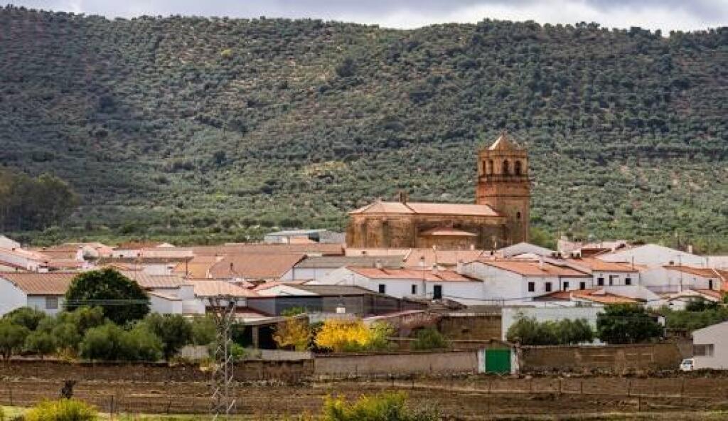 Imagen 1 de Estupenda casa en Casas de La Reina